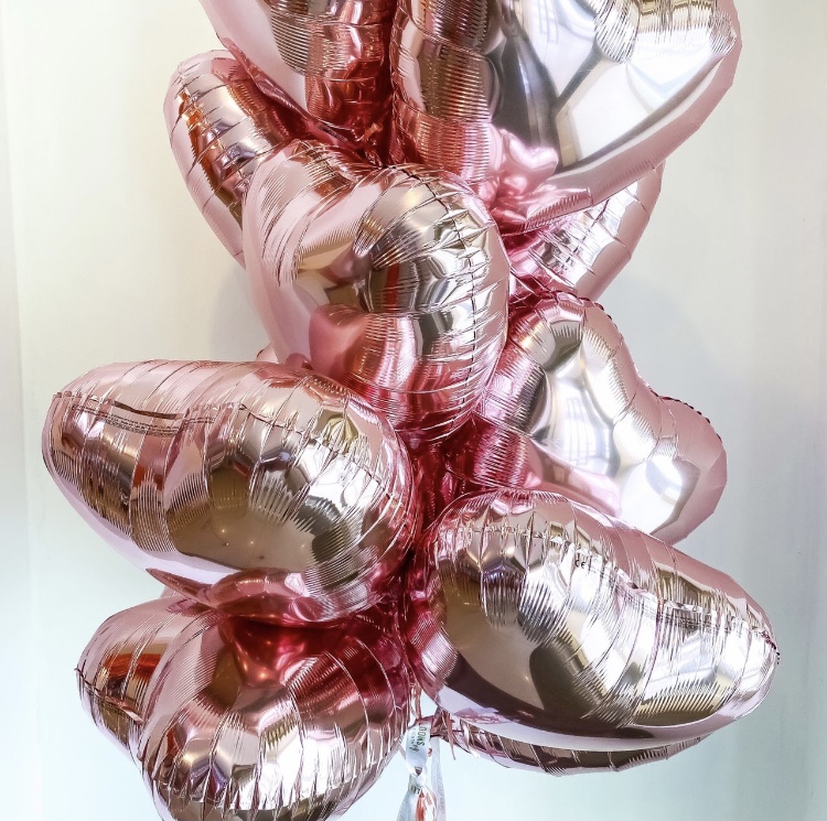 bunch of hearts luxe balloons